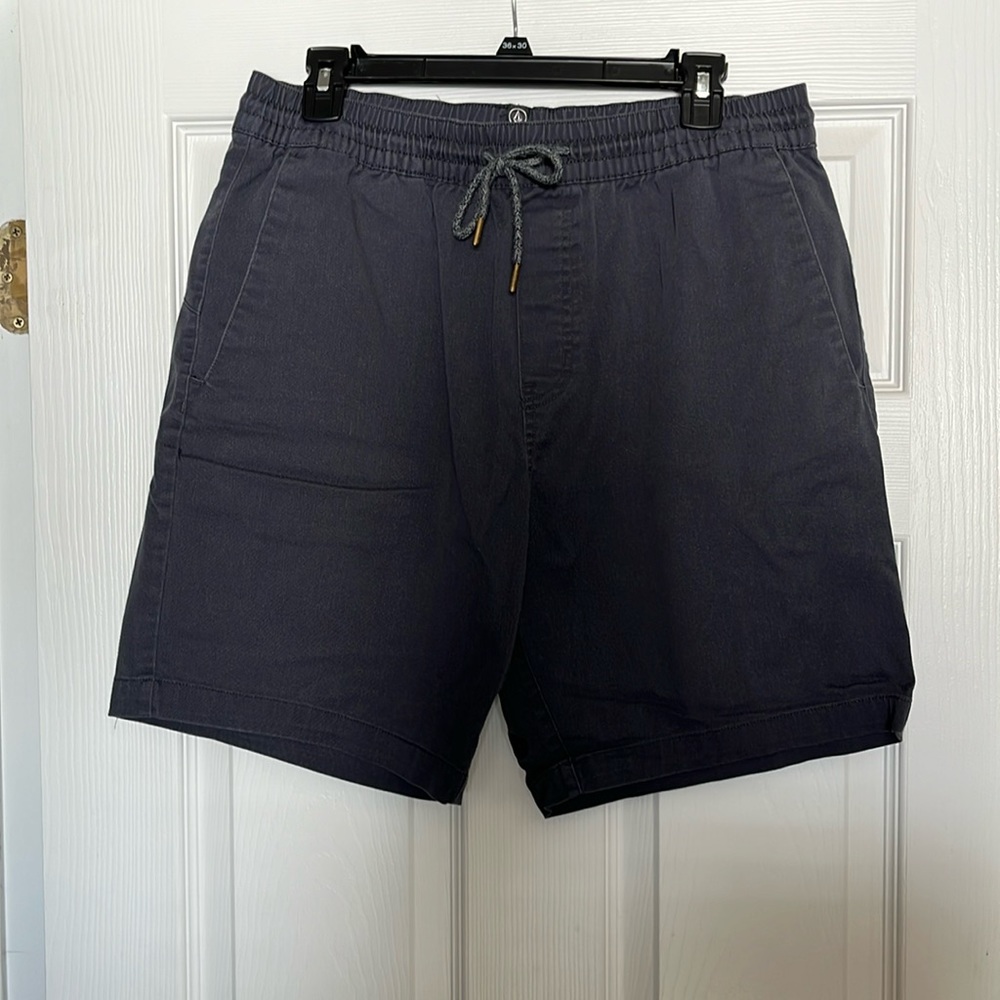 Volcom navy blue shorts size L